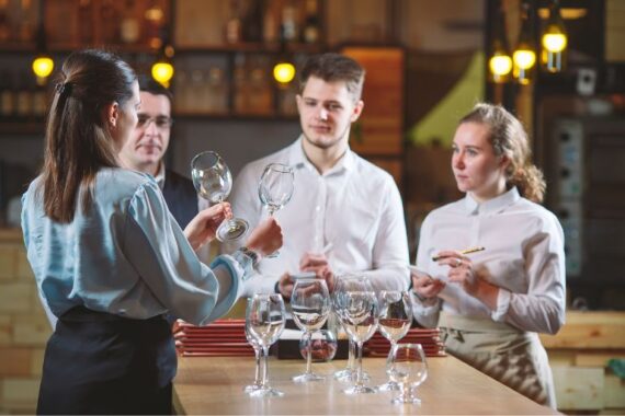 Three Reasons Why Training Your Restaurant Staff Is Crucial