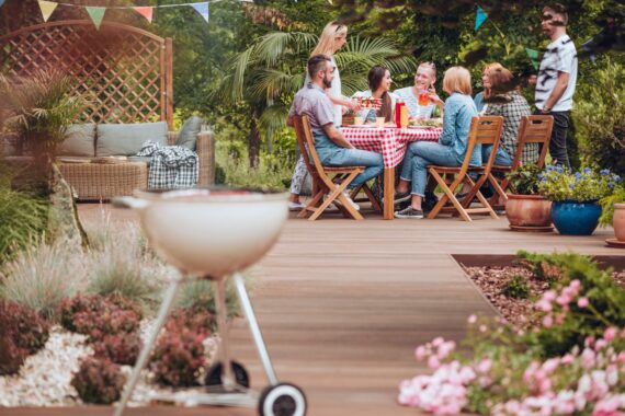 Popular Springtime Party Themes To Try When Hosting Friends
