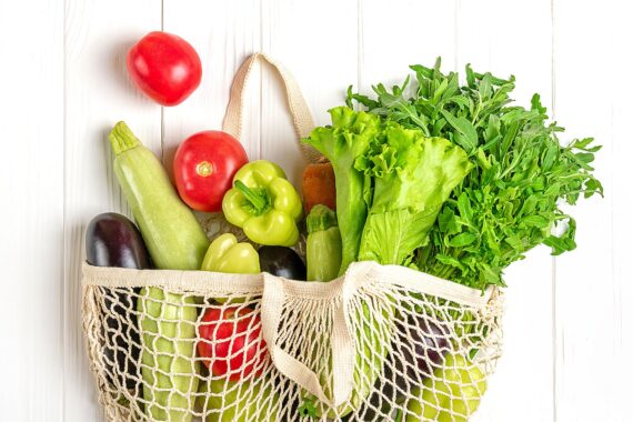 Why Mesh Bags Are Preferred for Storing Produce