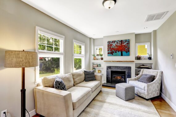 4 Methods To Maximize Space in a Small Living Room